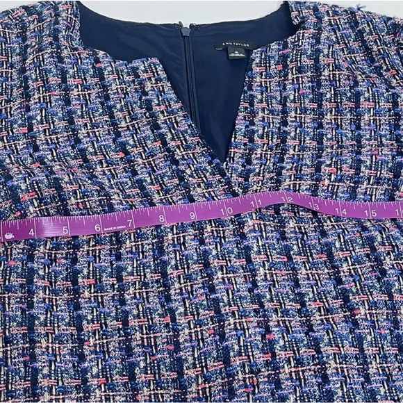 Ann Taylor Lined Blue Tweed Short Sleeve Sheath Dress With Pockets Women’s Sz 8 - Picture 3 of 8